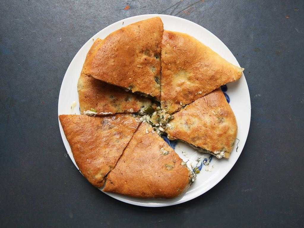 рецепт осетинского пирога с творогом и зеленью