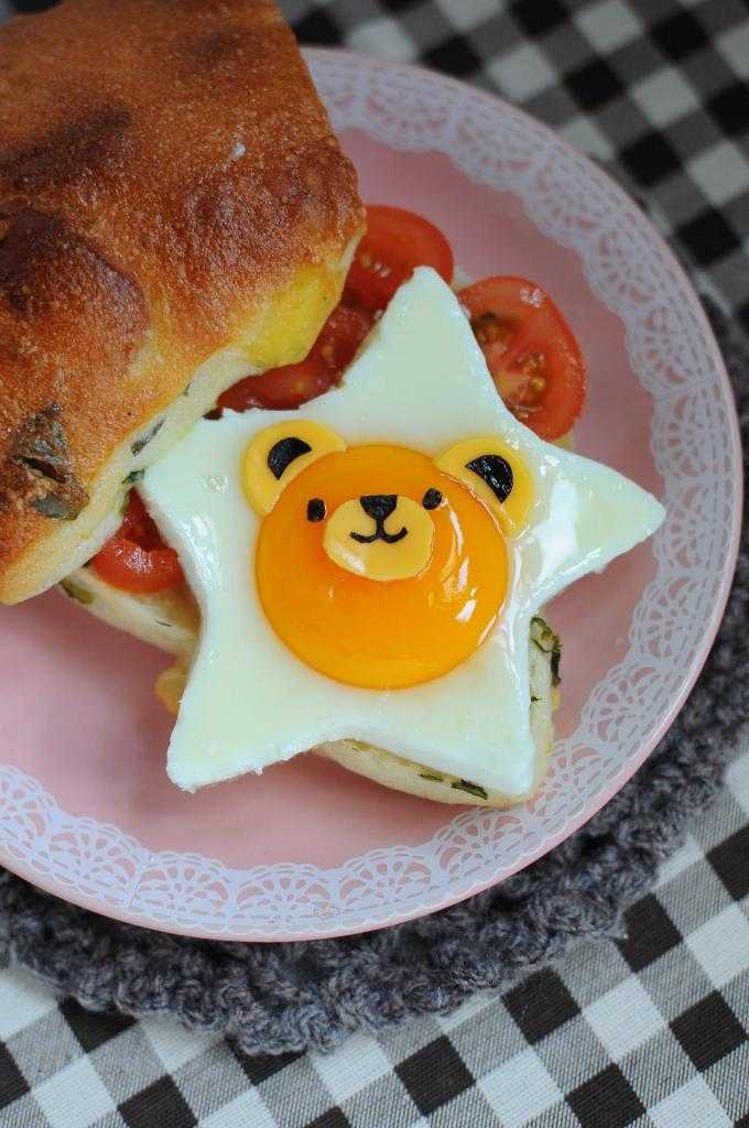 как украсить бутерброды с яйцом