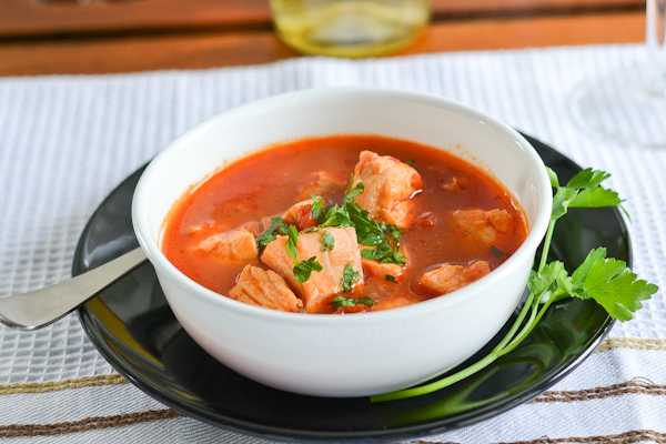 Рыбный суп с томатом