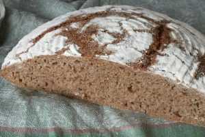 Пеклеванный хлеб – что это такое, состав и калорийность