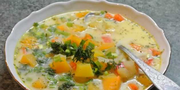 Овощной суп с тыквой и сливками