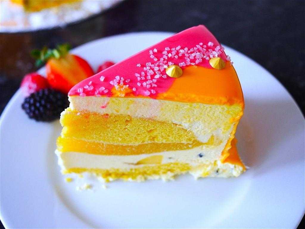 торт манго-маракуйя