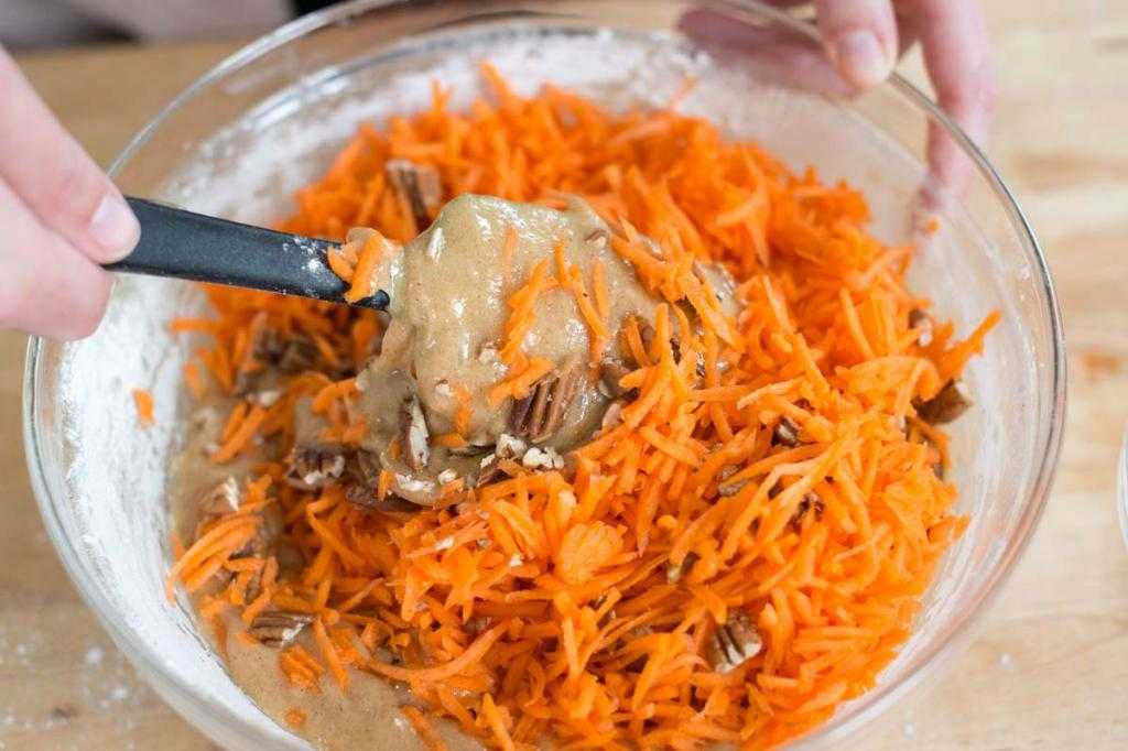 Как приготовить морковный пирог без яиц