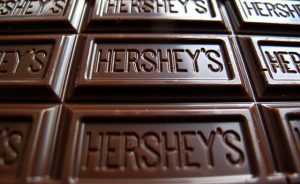 Шоколад "Херши": состав, ингредиенты, разнообразие вкусов и добавок, производитель и отзывы покупателей