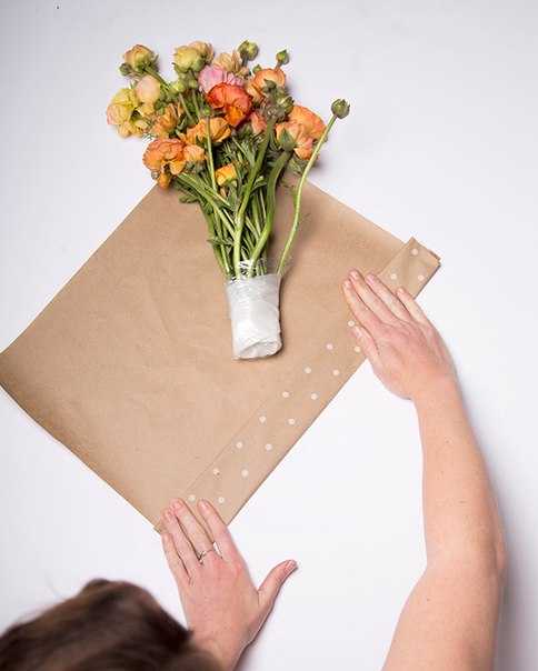 как упаковать цветы
