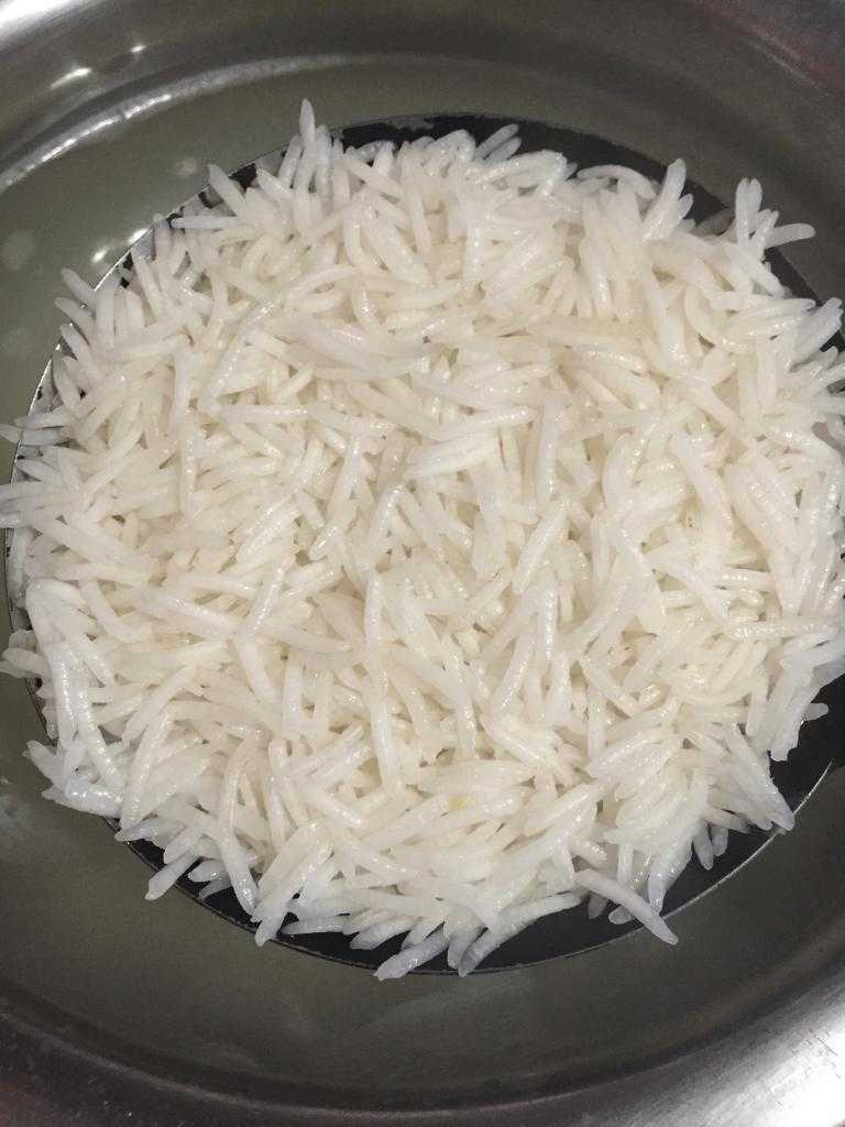 Как варить рис для гарнира рассыпчатый