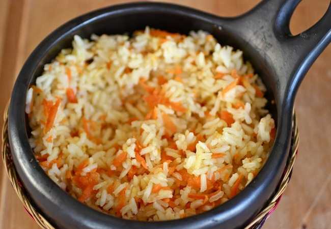 рис с добавлением морковки