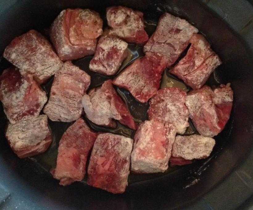 Мясо в мультиварке.