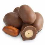 Арахис в шоколаде - польза и вред