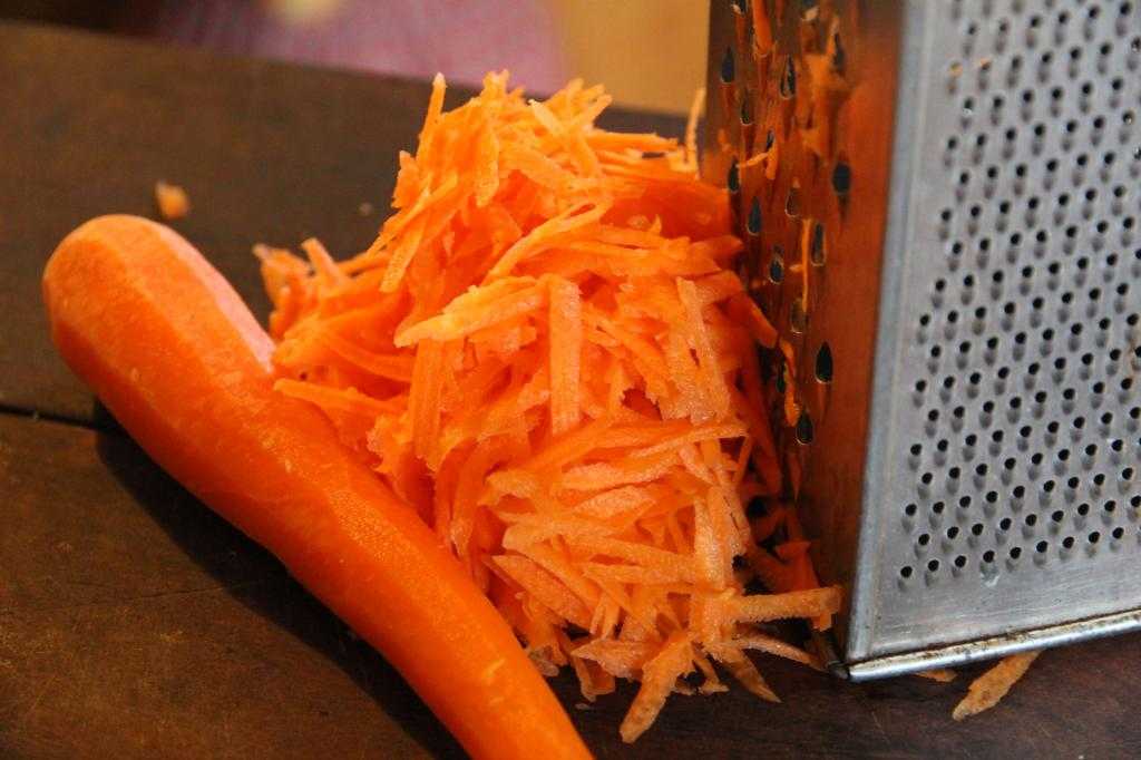 Лучше тереть морковь