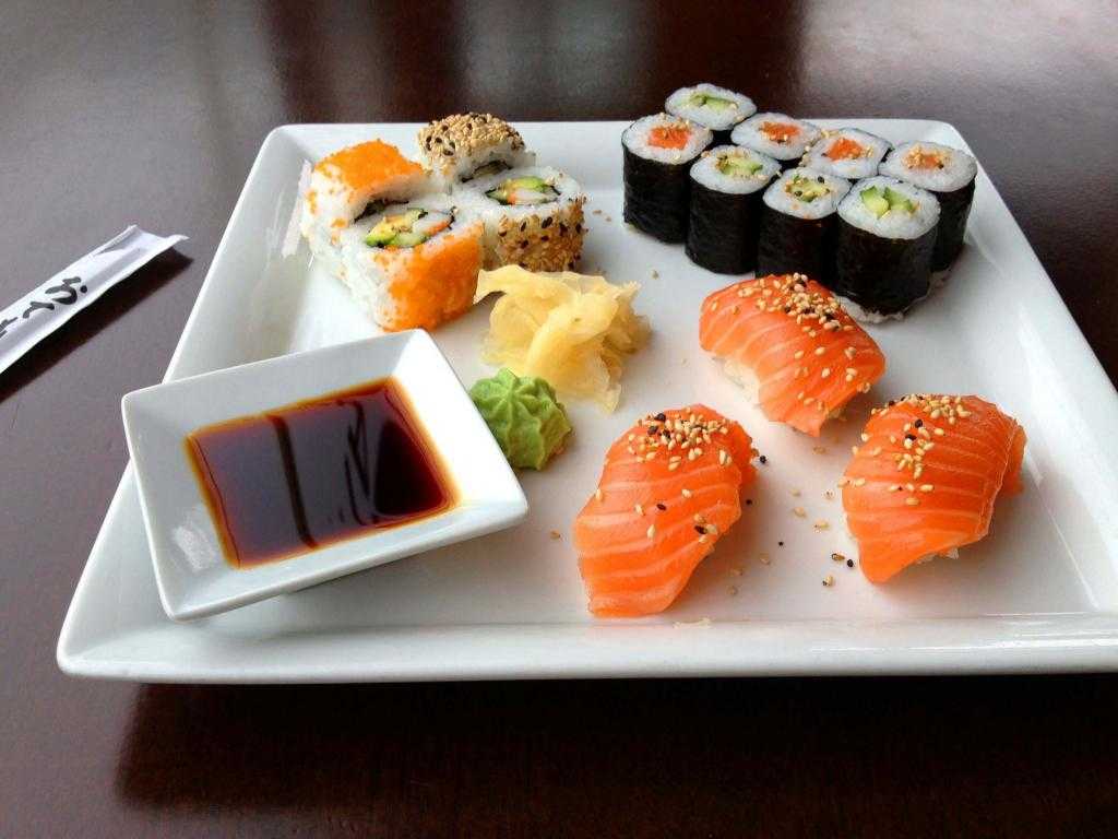 Отличие роллов от суши