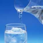 Талая вода: отзывы, рецепт приготовления в домашних условия, полезные свойства, советы по употреблению
