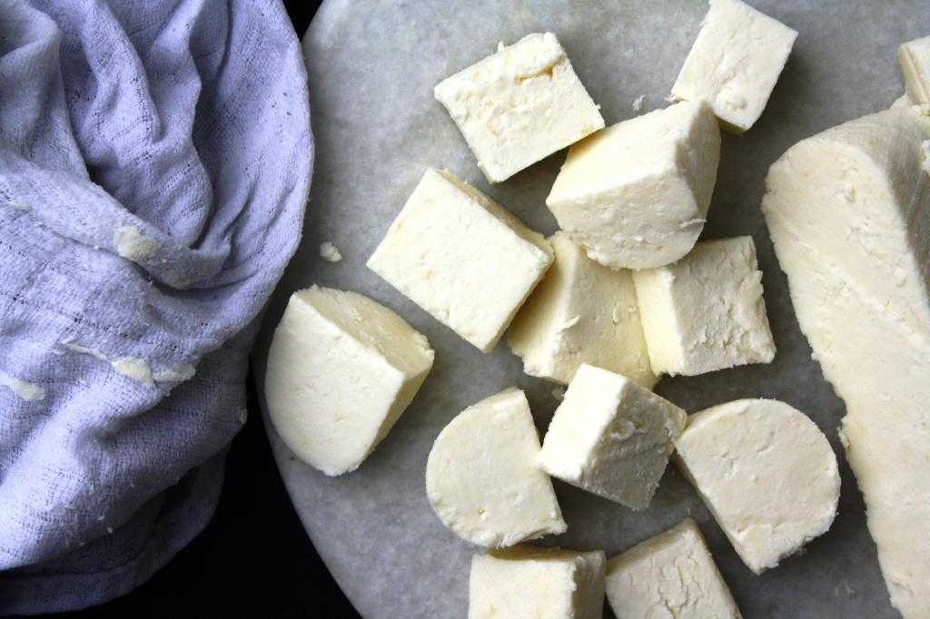 рецепт домашнего мягкого сыра из молока