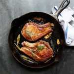 Как сделать отбивные из свинины на сковороде: вкусные рецепты и хитрости приготовления мяса