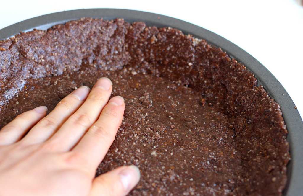 песочный пирог с творогом и какао