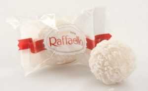 Конфеты "Рафаэлло": калорийность 1 конфеты, состав, свойства, приготовление в домашних условиях