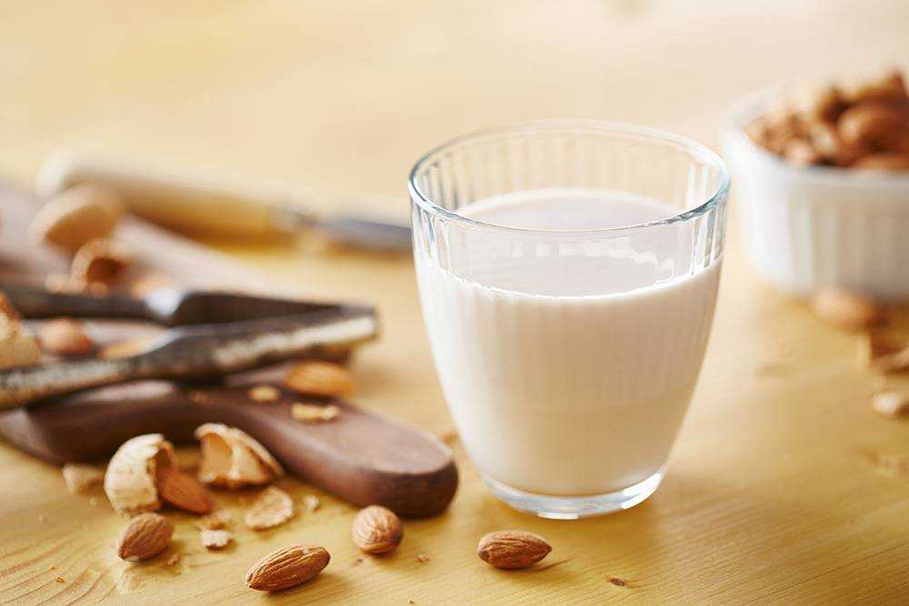 как сделать миндальное молоко
