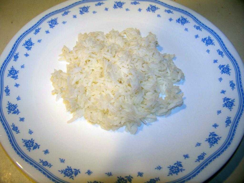 недоваренный рис
