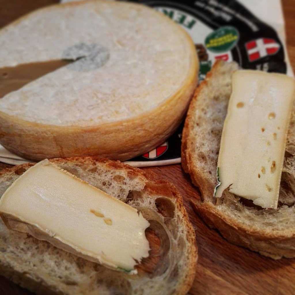 производство французских мягких сыров