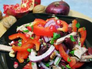 Салат с говядиной и огурцами: варианты рецептов, ингредиенты, порядок приготовления