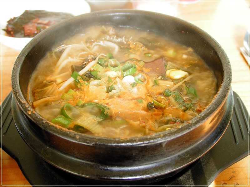 Еще один вариант корейского супа.