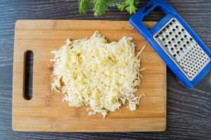 Рулеты из лаваша с зеленью и сыром: рецепты приготовления