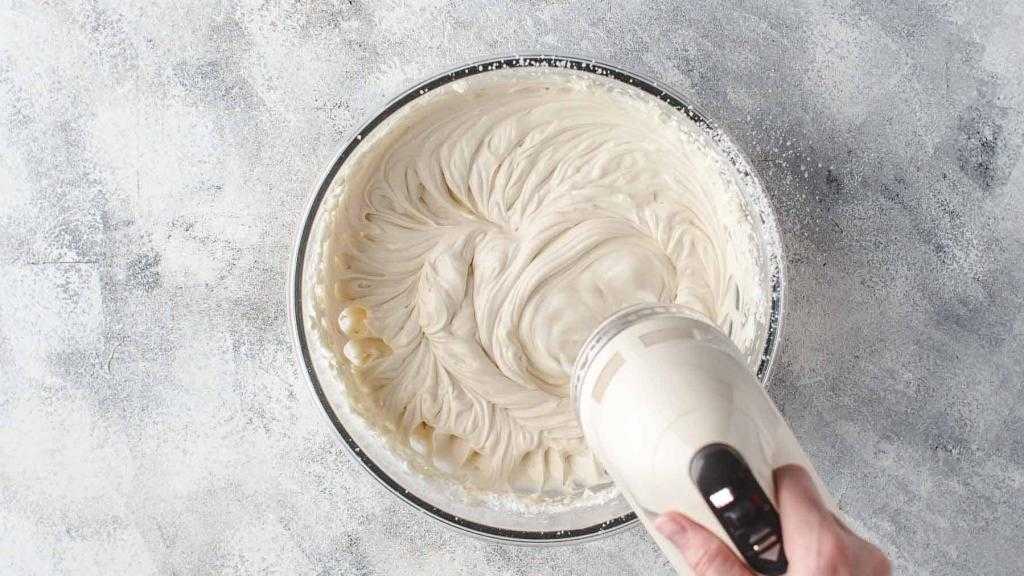 Как приготовить крем из маскарпоне со сливками